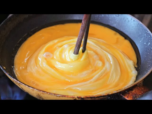 How To Make Omelette Rice / 漩渦蛋包飯製作技巧(歐姆蛋作法) / 회오리 오므라이스 (Tornado Omelet/Omurice)