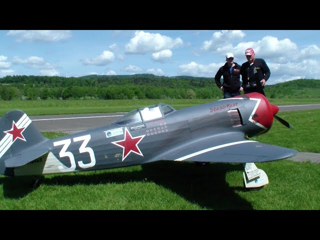 RC Model Airplane Yakovlev Yak-11 Amazing sound!!!