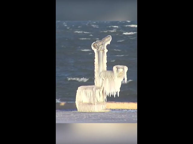 Pipe frozen at Lake Hefner