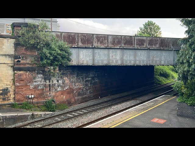 Trains at Cheltenham Spa | Live Rail Cam |