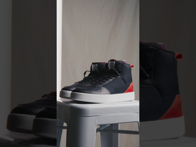 Unboxing the MKBHD 251 sneakers