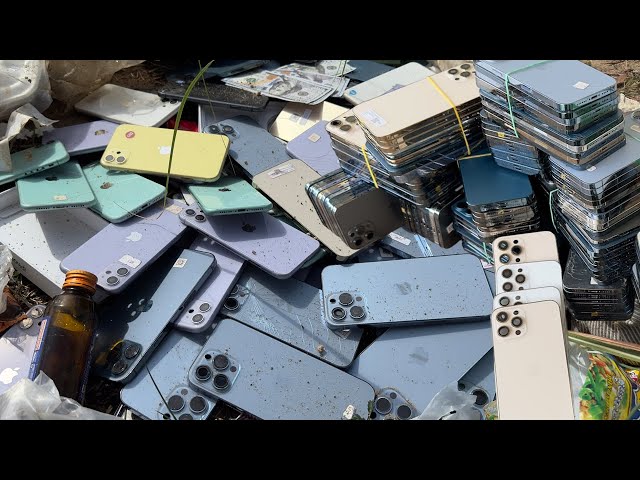 OMG ! We Found​ Many iphone 11,12,13,14,15 It has 240 Units in Box Big But it...| Restoration iphone