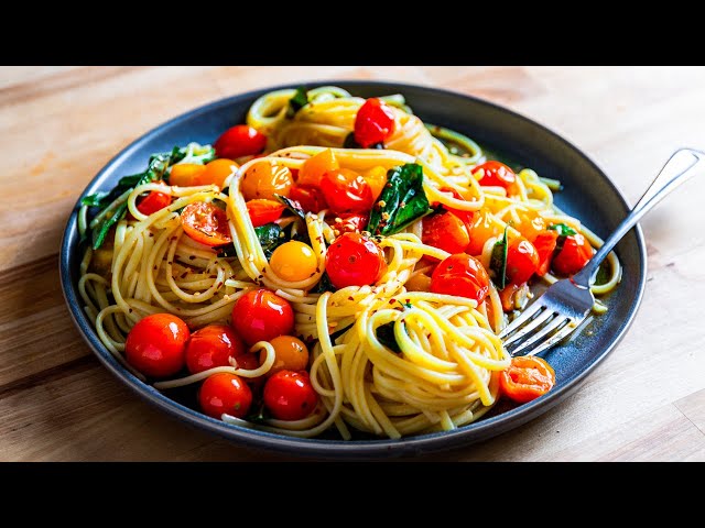 15 Minute Garlic Cherry Tomato Pasta