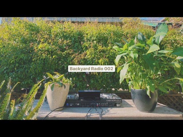 Backyard Radio 002