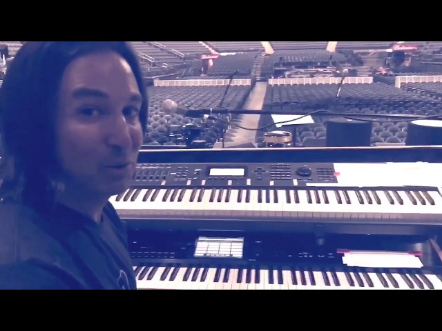 Loren Gold - A Tour of His 2019 Keyboard Rig with The Who
