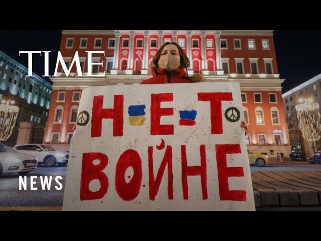Protests Erupt in Moscow and St. Petersburg Over Russian Invasion of Ukraine