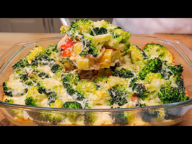 I never get tired of cooking such potato casserole with broccoli! Creamy broccoli with mushrooms.