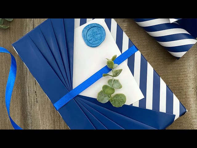 Double Fan Gift Wrapping (Reversible Paper) | Gift Wrapping Ideas