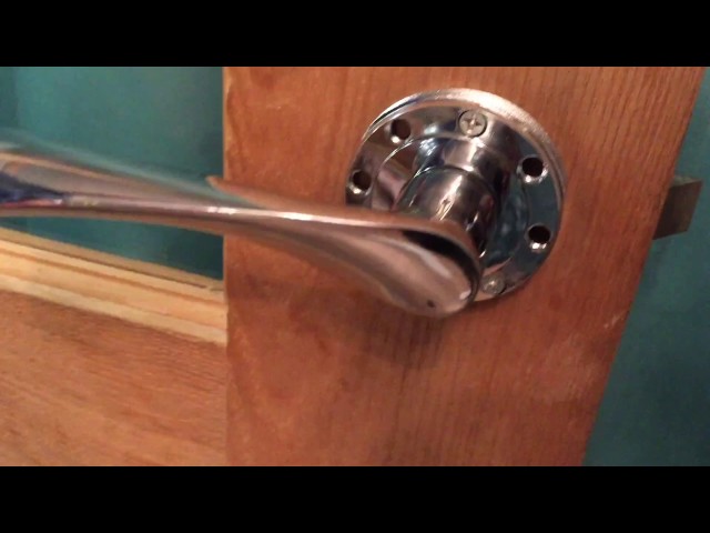 Replacing interior door handles easy