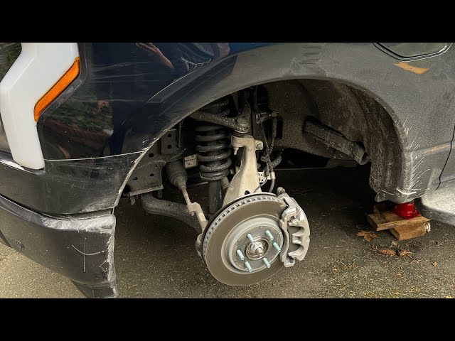 Ford Lighting 1 Year 13K Miles Review: Flat Tire, Cracks + Expandable Anker Solix F3800 Battery
