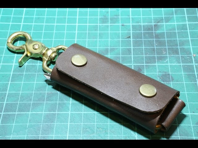 making a simple leather key holder