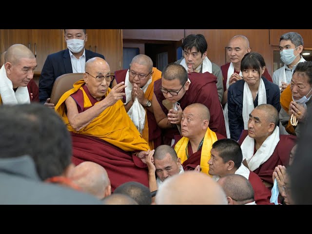 H.H. Dalai Lama, Choegon Rinpoche, Serkong Rinpoche, Guru Tulku, Lochen Rinpoche, Alak Khenpo,