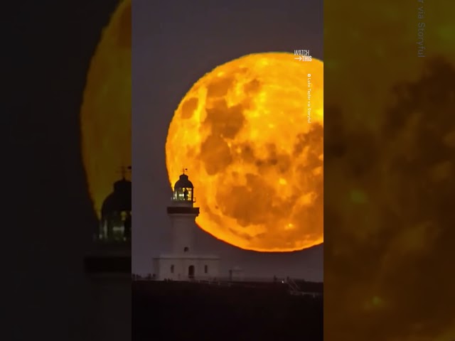 Stunning Timelapse of Full 'Flower Moon' Captured in Australia 🌕