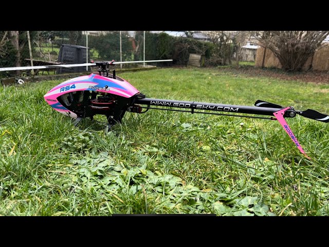 My new Goosky RS4 Venom. 2nd flight and new setting in my garden 😋