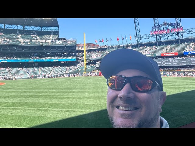 Seeing the Northern Lights (Day 7) (Victoria BC)  Day in Seattle (Seattle Mariners game)!!