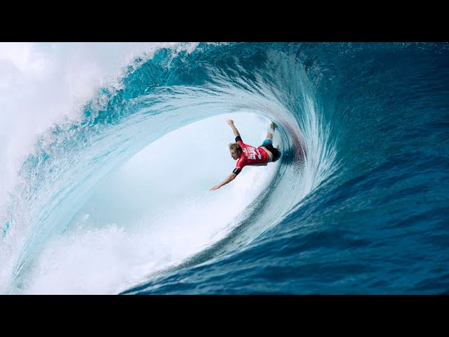 The Best Wipeouts of the 2014 Billabong Pro Tahiti