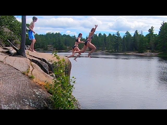 Cliff Jumping at Grundy Lake Provincial Park | How to find where to jump at Grundy