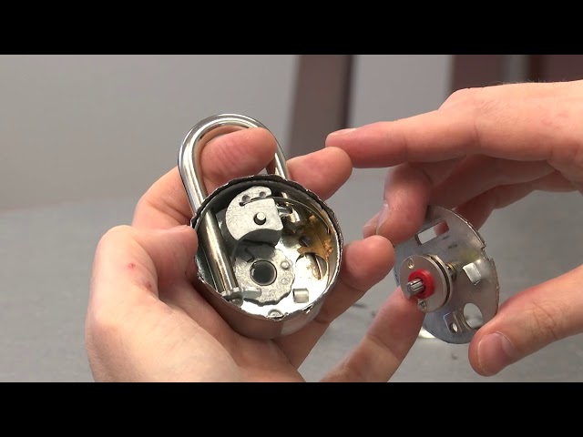 Open a Master Lock Without the Combination in 5 to 7  Attempts