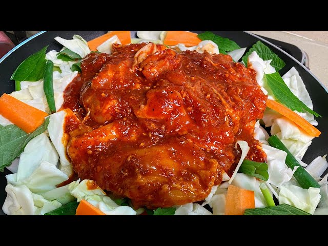 How To Make Korean Spicy Chicken, Dakgalbi!😋😍
