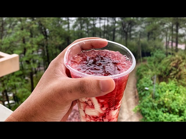 Strawberry taho in Baguio
