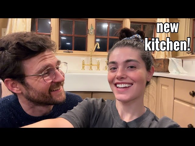 new kitchen + my early xmas 🎁 from Tim + cutting down our tree 🎄