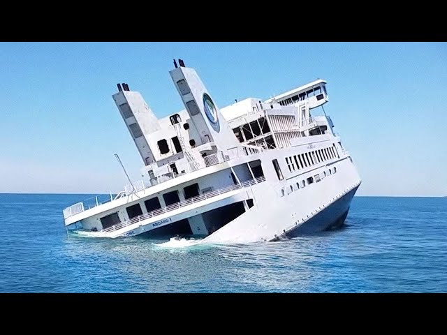 5 Sinking Ships Caught On Camera