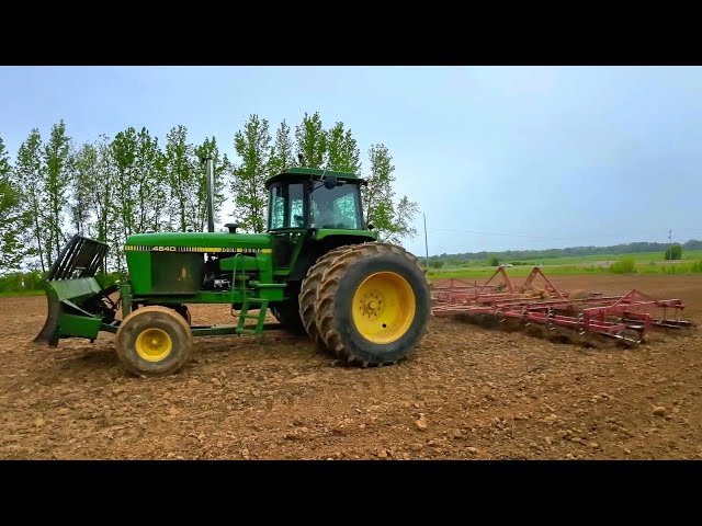 "Silky Smooth" John Deere 7000 planter glides over the ground.
