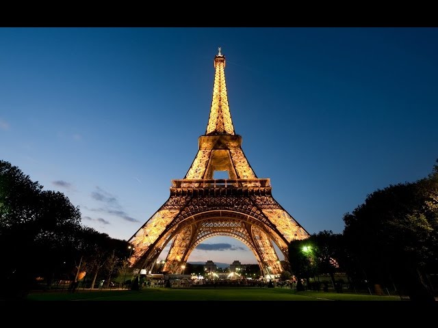 Paris , France -  A WALKING TRAVEL TOUR - HD 1080P