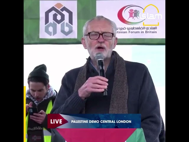 Jeremy Corbyn chokes up on stage during Palestine London march