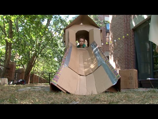 Daddy Engineer: Cardboard Playhouse | Design Squad