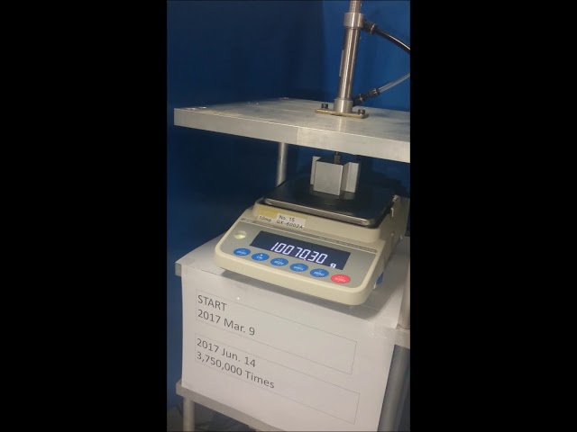 Extreme endurance testing of precision laboratory balance A&D Weighing GX-6002A