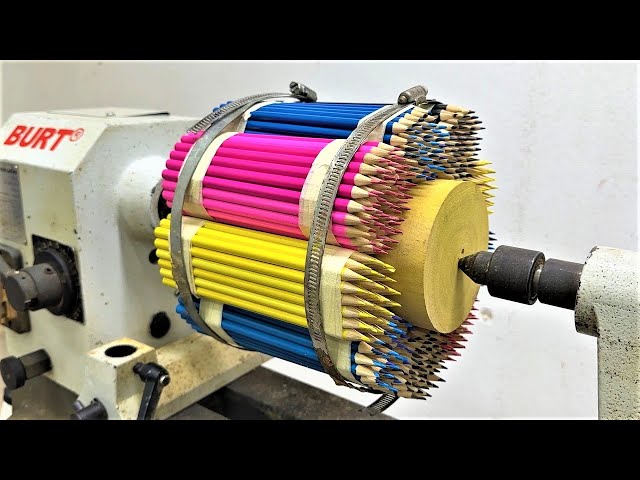 Outstanding Color Combination Between Pencil And EPOXY Plastic Creates Masterpieces On A Wood Lathe
