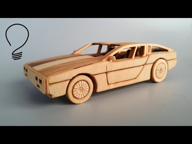 DeLorean DMC 12 out of Wood