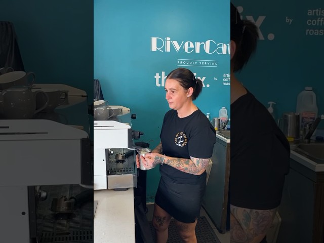 Stacey pouring out tasty lattes at River Cafe in Maclean Northern NSW ☕️ #cafe #barista #latteart