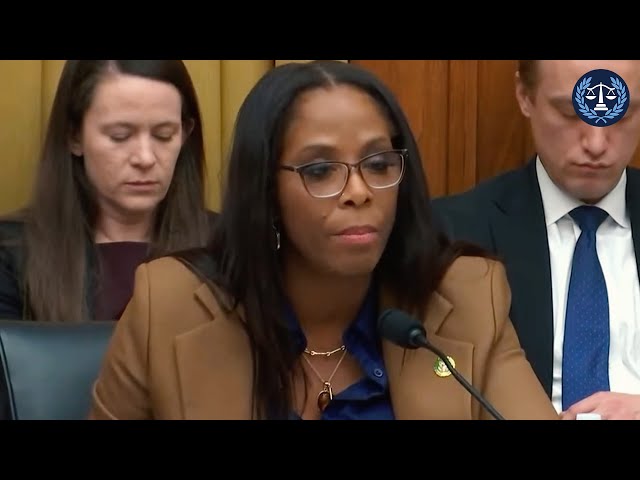 Ranking Member Stacey Plaskett delivers opening statement