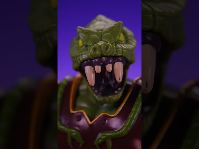 Quick look at the Masters of the Universe Origins Fang-Or!!! A Fun Little Retro Fo'Sho!