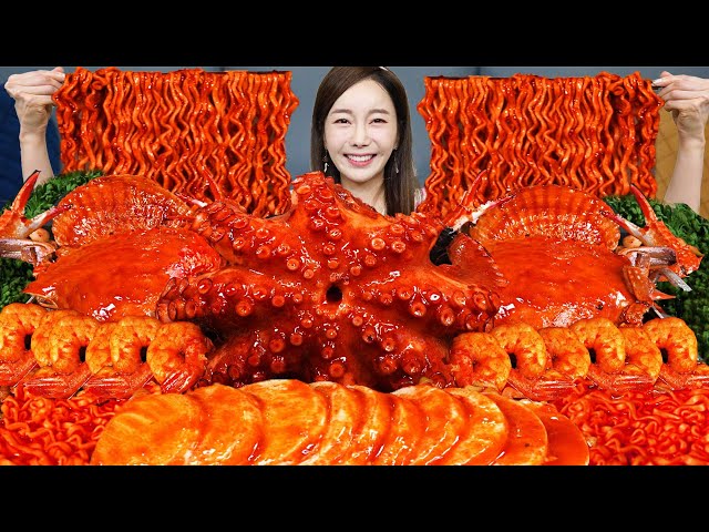 ENG SUB) Seafood FLEX 🐙 Spicy Octopus Korean Buldak Jjambbong Noodles Recipe Mukbang ASMR Ssoyoung