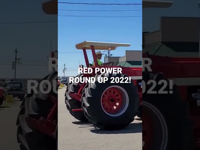 International Harvester 1468 and a Galion modified 10-20 Mccormick at the 2022 Red Power Round Up!