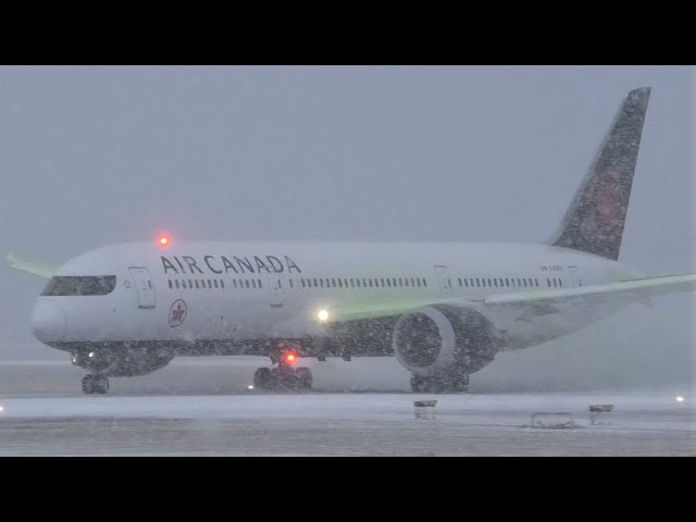 Plane Spotting in HEAVY Snow Storm at Vancouver YVR