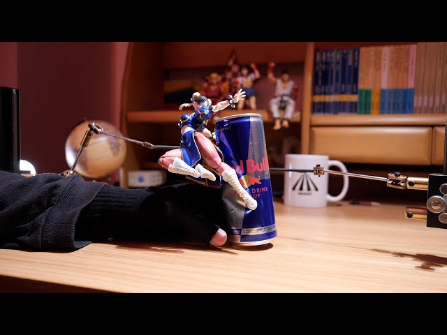MAKING : Street Fighter V: Chung Li Punching Red Bull Can With Ultra Combo| Stop Motion