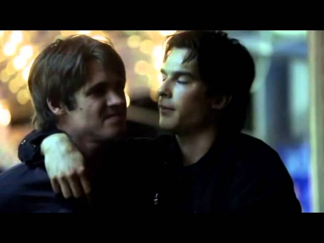 TVD 2X02 Jeremy Damon "If you want to tell people what I am go ahead & try it"