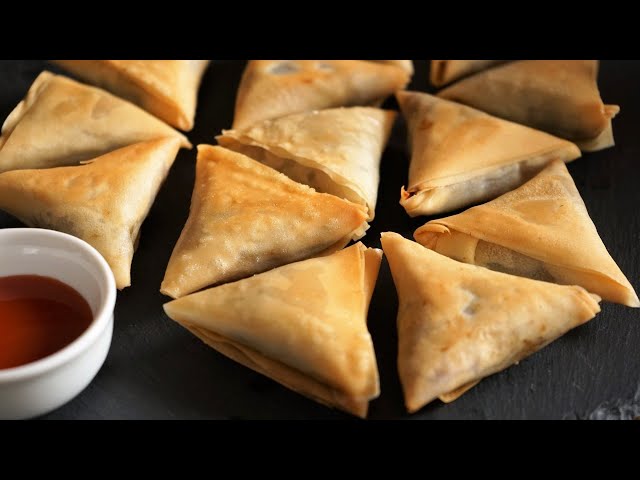 Beef & Onion Samosas: Recipe/Folding Techniques/Several Layers of Sheets:Very Crispy/Morgane Recipes