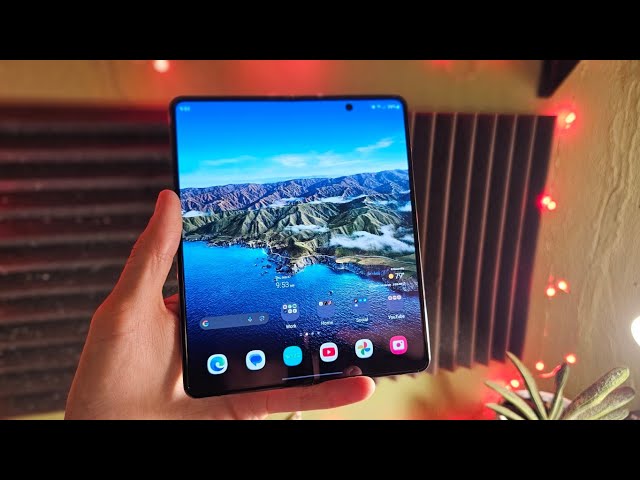 Galaxy Z Fold 4 after one year and NO CASE? How did it hold up? Long Term Review
