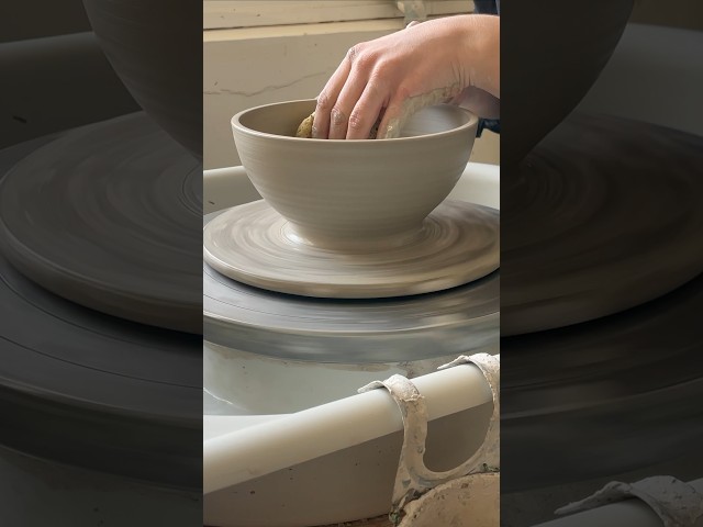 Throwing and trimming a bowl on the pottery wheel. Full tutorial up now #pottery #ceramics #throwing