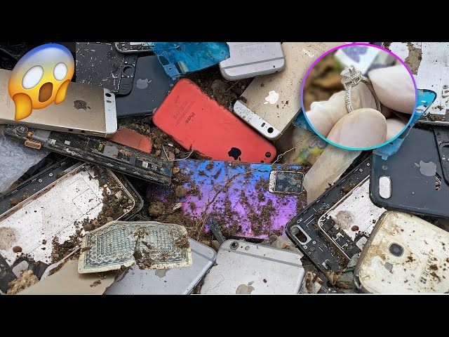 Wow!😱 Lucky Day! Found Ring and Broken Phones in Landfill - How i Restore Destroyed VIVO V20