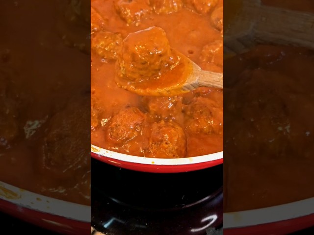 Ćufte u paradajz sosu - Ideja za brzi ručak