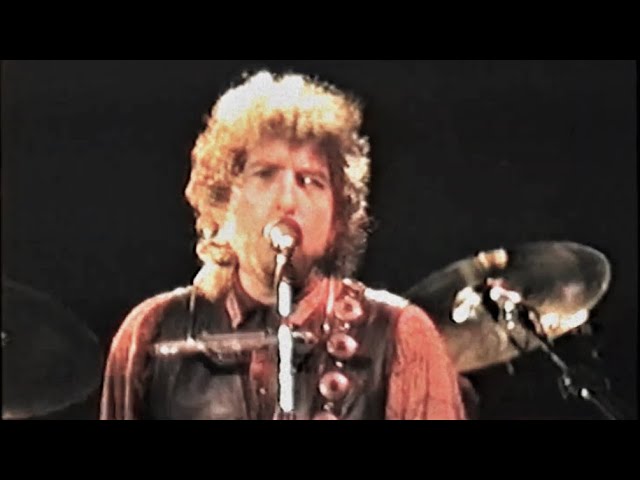 Bob Dylan (feat. Ringo Starr) Live in Fréjus, France - 13/6/1989 [RESTORED CONCERT FOOTAGE]