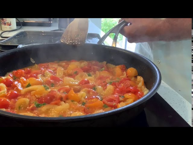 Tomato, Garlic and Chilli Pasta Sauce