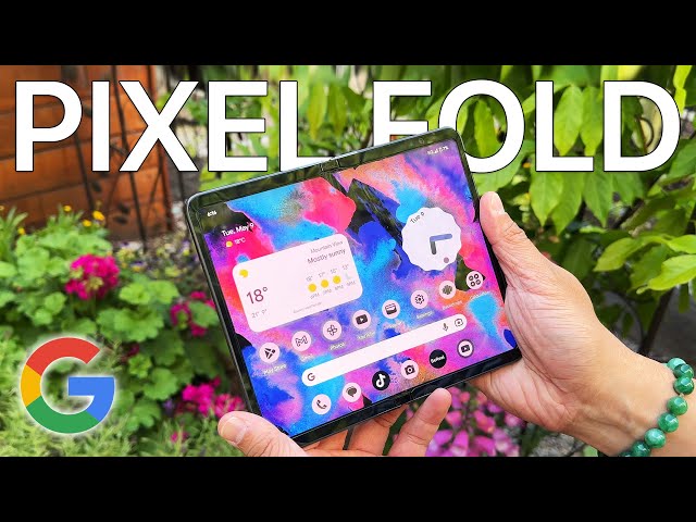 Google Pixel Fold First Look vs Samsung Z Fold 4! Did I Pre-Order?