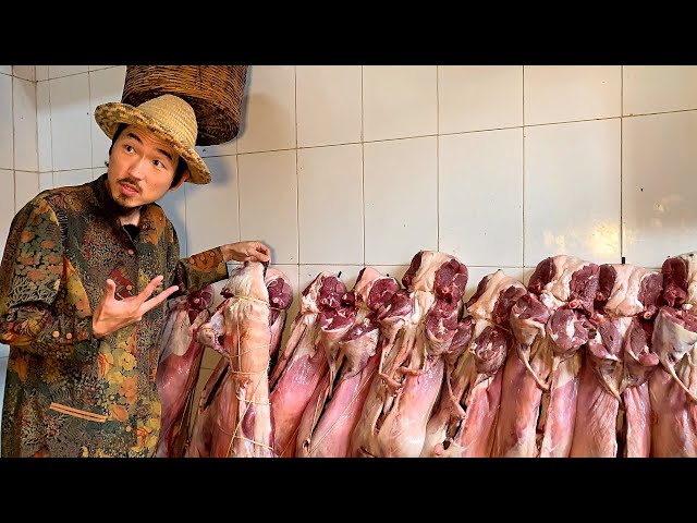 CRAZY STREET FOOD IN MARRAKECH 🍖 Whole Lamb BBQ with King’s Chef 🇲🇦 Travel Morocco